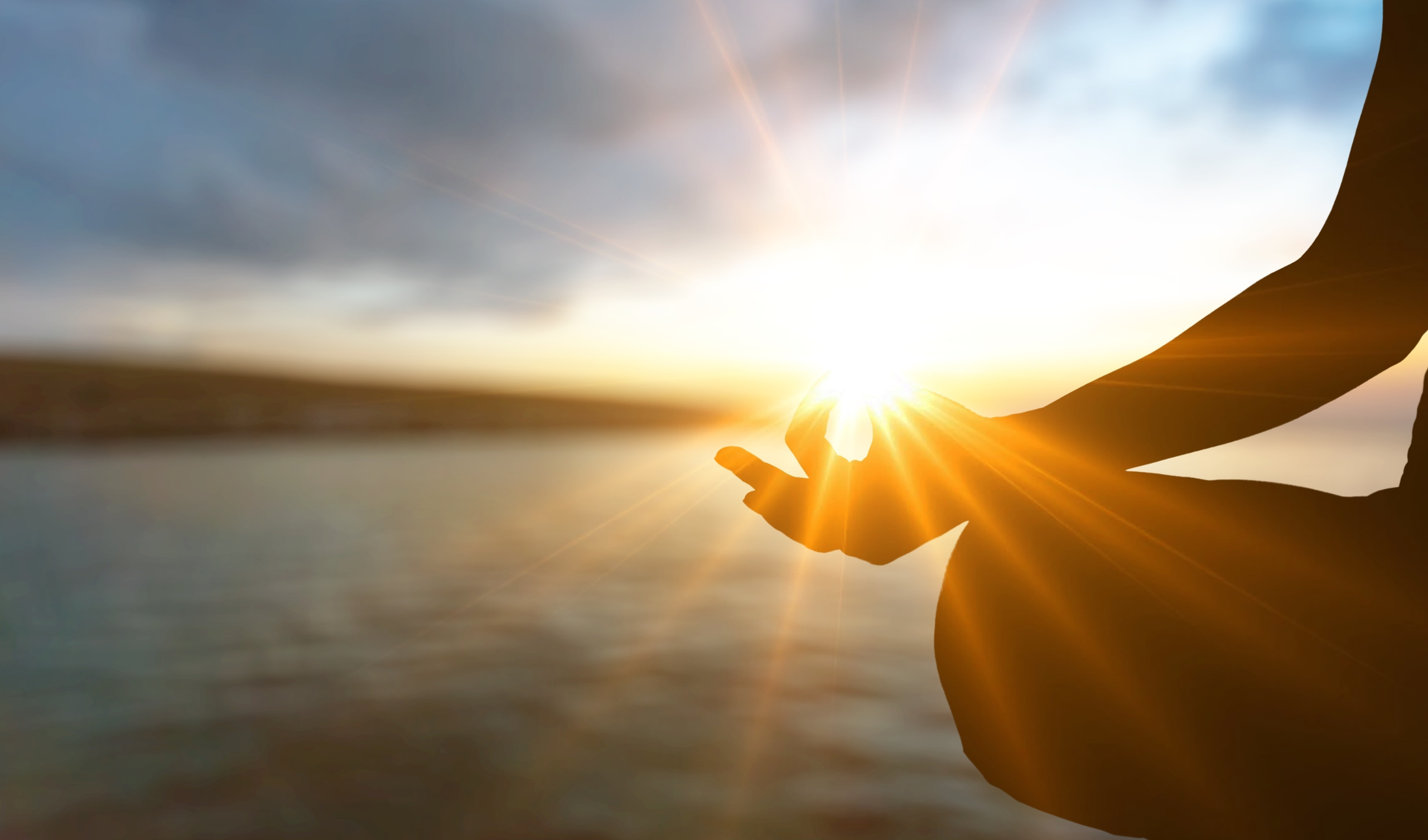 Sunrise meditations. Sunset chanting. Moon gazing rituals. All at our women's retreat in idyllcic Kerala